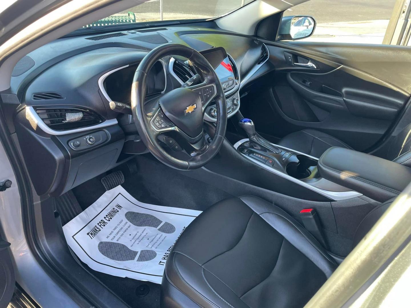 2018 DARK GRAY /BLACK Chevrolet Volt (1G1RC6S52JU) , located at 744 E Miner Ave, Stockton, CA, 95202, (209) 944-5770, 37.956863, -121.282082 - PLUS TAXES AND FEES - Photo#7